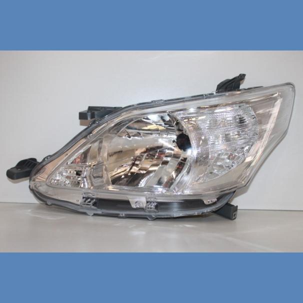 Toyota Innova 2011 Onwards Left-Hand Side Headlight for Sale in Kenya