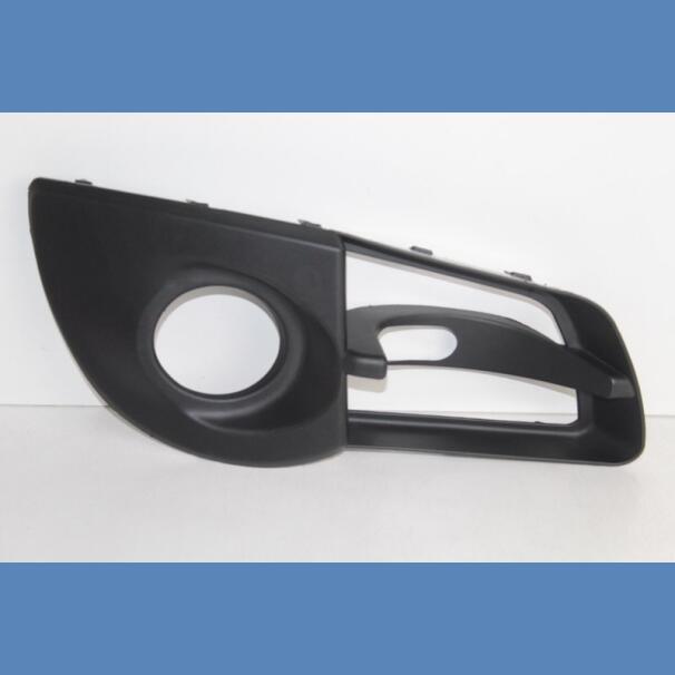 Chevrolet Utility  2011 Fog Cover RH for Sale in Kenya