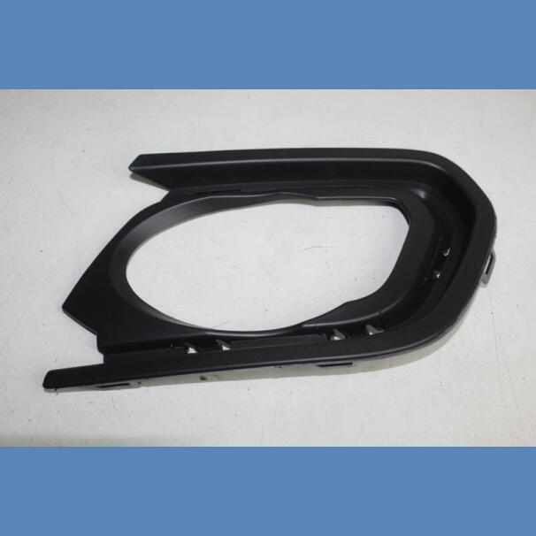 Renault Sandero 2017 Right Front Fog Light Grille For Sale in Kenya