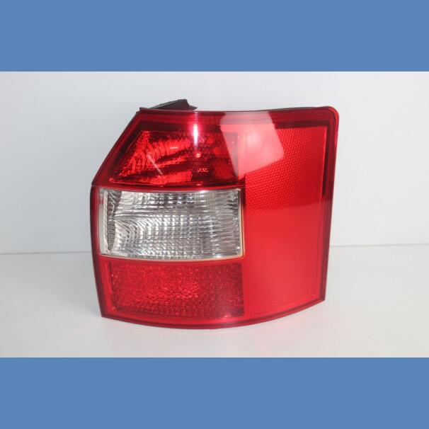 AUDI A4 STATIONWAGEN TAIL LIGHT RHS For Sale in Kenya
