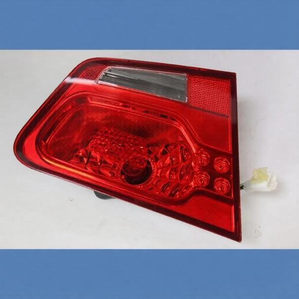 KIA CERATO TAIL LAMP LEFT HAND SIDE INNER For Sale in Kenya