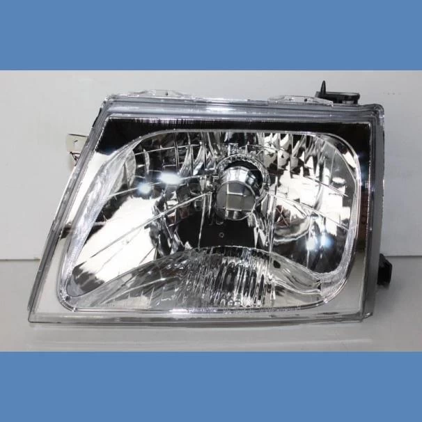  2002-2005 TOYOTA HILUX 3.0 LH HEADLIGHT FOR SALE IN KENYA