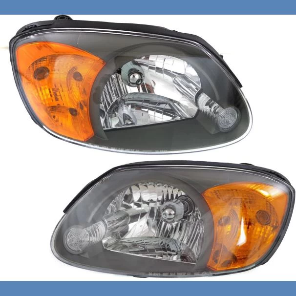 VW TOURAN  2004-2005 HEADLAMP FOR SALE IN KENYA