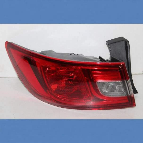 RENAULT CLIO 5 TAIL LAMP LH 2013-15 For Sale in Kenya