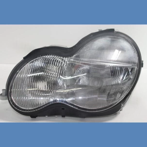 Mercedes-Benz C-Class W203 Pre-Facelift Right Front (RF) Headlamp for Sale in Kenya