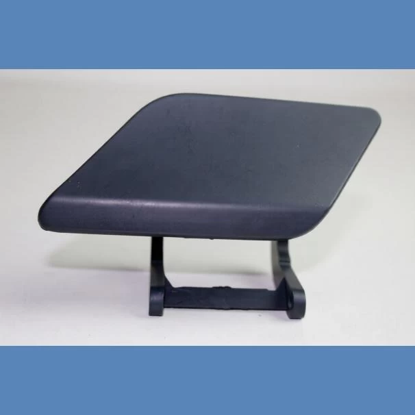 Mercedes-Benz W204 Facelift Left Front Washer Cover for Sale in Kenya