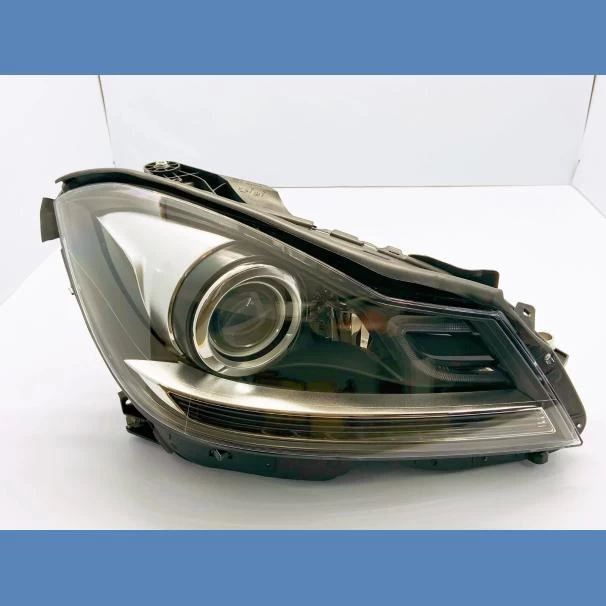Mercedes-Benz W204 Pre-Facelift Right-Hand Side (RHS) Xenon Headlight for Sale in Kenya