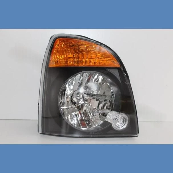 Hyundai H100 2013 Right Front (RF) Headlamp N/S Black for Sale in Kenya