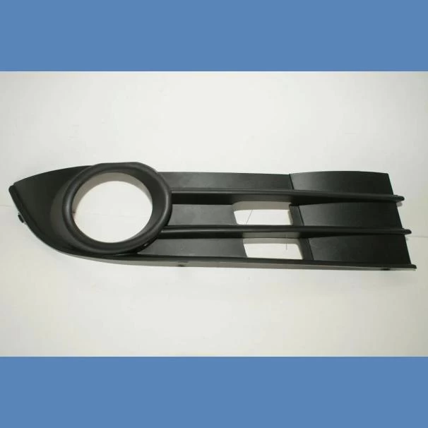 VW Touran TDI 2004–2007 Right Front Fog Lamp Cover For Sale in Kenya