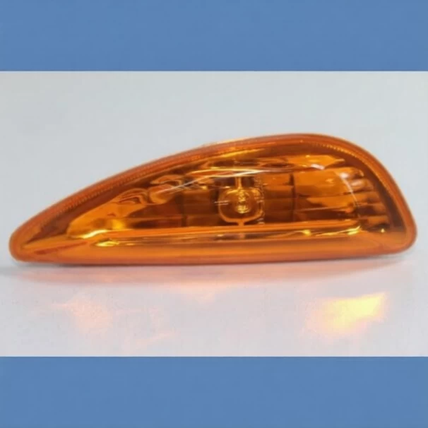 HYUNDAI I20 MARKER LAMP RHS AMBER For Sale in Kenya