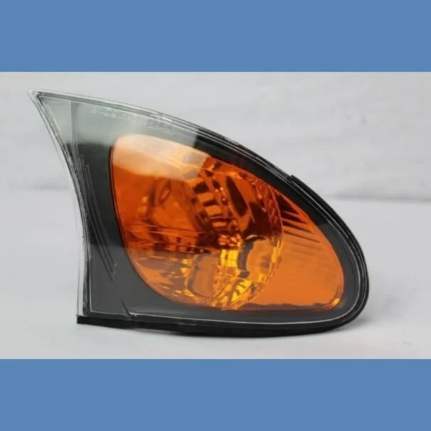 BMW E46 INDICATOR AMBER RIGHT FRONT For Sale in Kenya