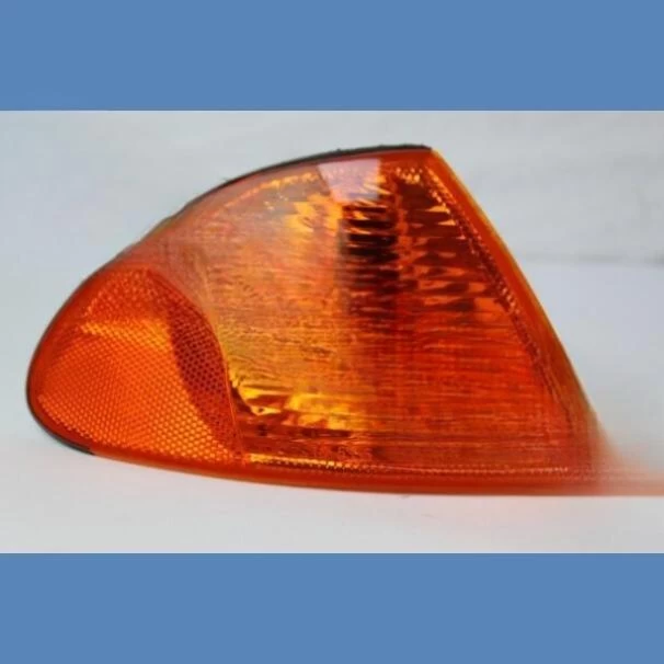 BMW E46 INDICATOR AMBER RIGHT FRONT For Sale in Kenya