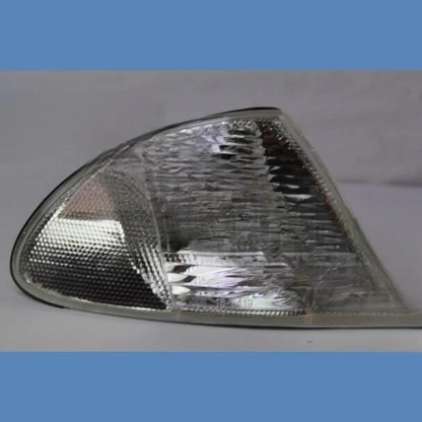 BMW E46 INDICATOR CLEAR RIGHT FRONT For Sale in Kenya