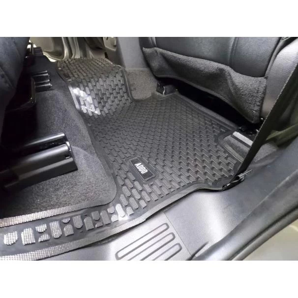 Ford Everest Floor Mats for Sale in Kenya - Premium Grade for 3rd Generation