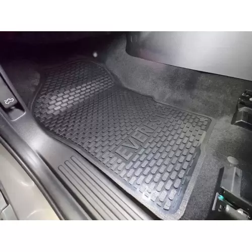 Ford Everest Floor Mats for Sale in Kenya - Premium Grade for 3rd Generation